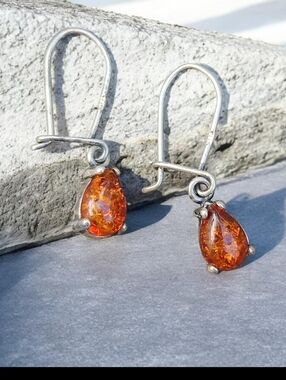 Vintage Sterling Silver Amber Earrings